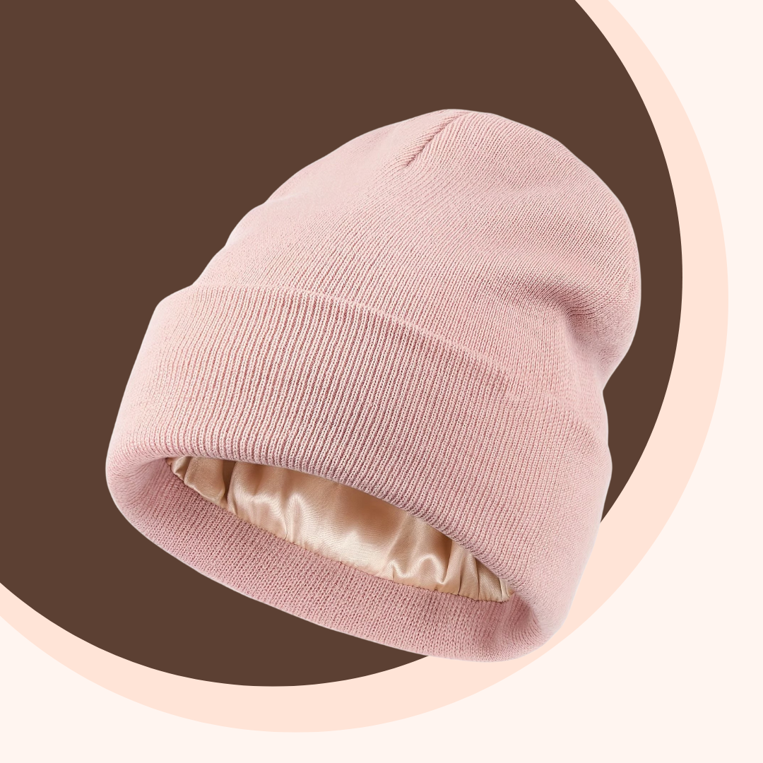 Satynowa Czapka Warmi